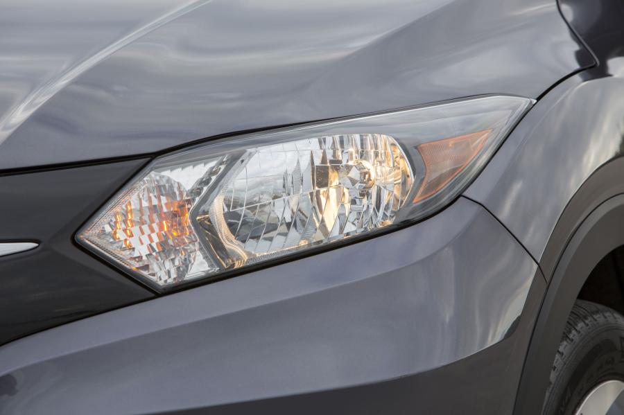 Детали экстерьера Honda HR-V 2015 года  (US) (фото 22 из 104)